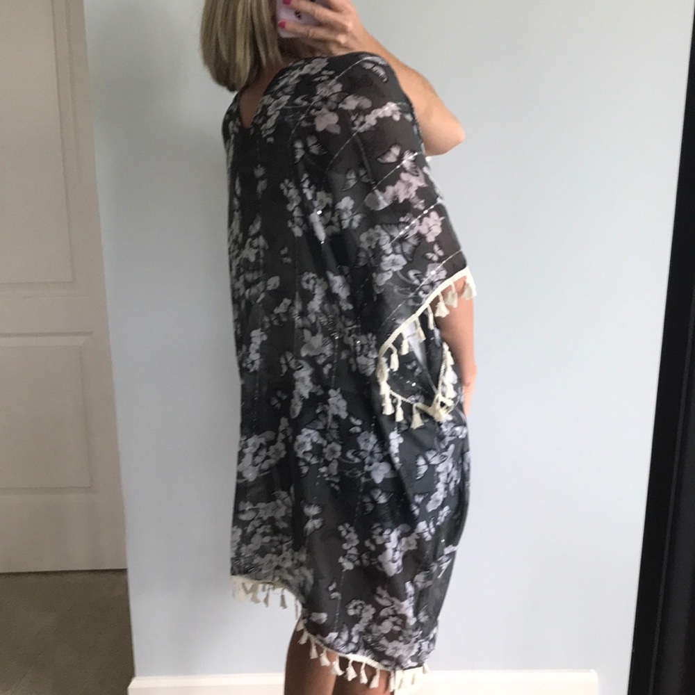♥️LAST 1♥️Floral Print Kimono - Picture 5 of 7